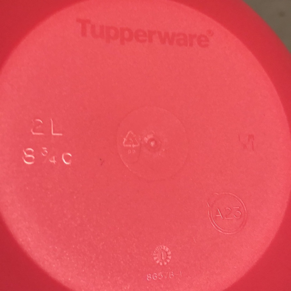 NEW Tupperware Aloha Set - Picture 6 of 6